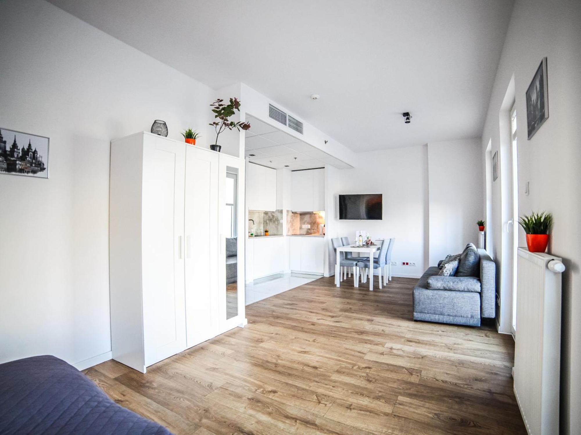 Big City Life Apartments - Bliska Wola Tower A Warsaw Ngoại thất bức ảnh